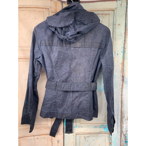 Ambercrombie & Fitch Womans Large Navy Wax Jacket Belted
